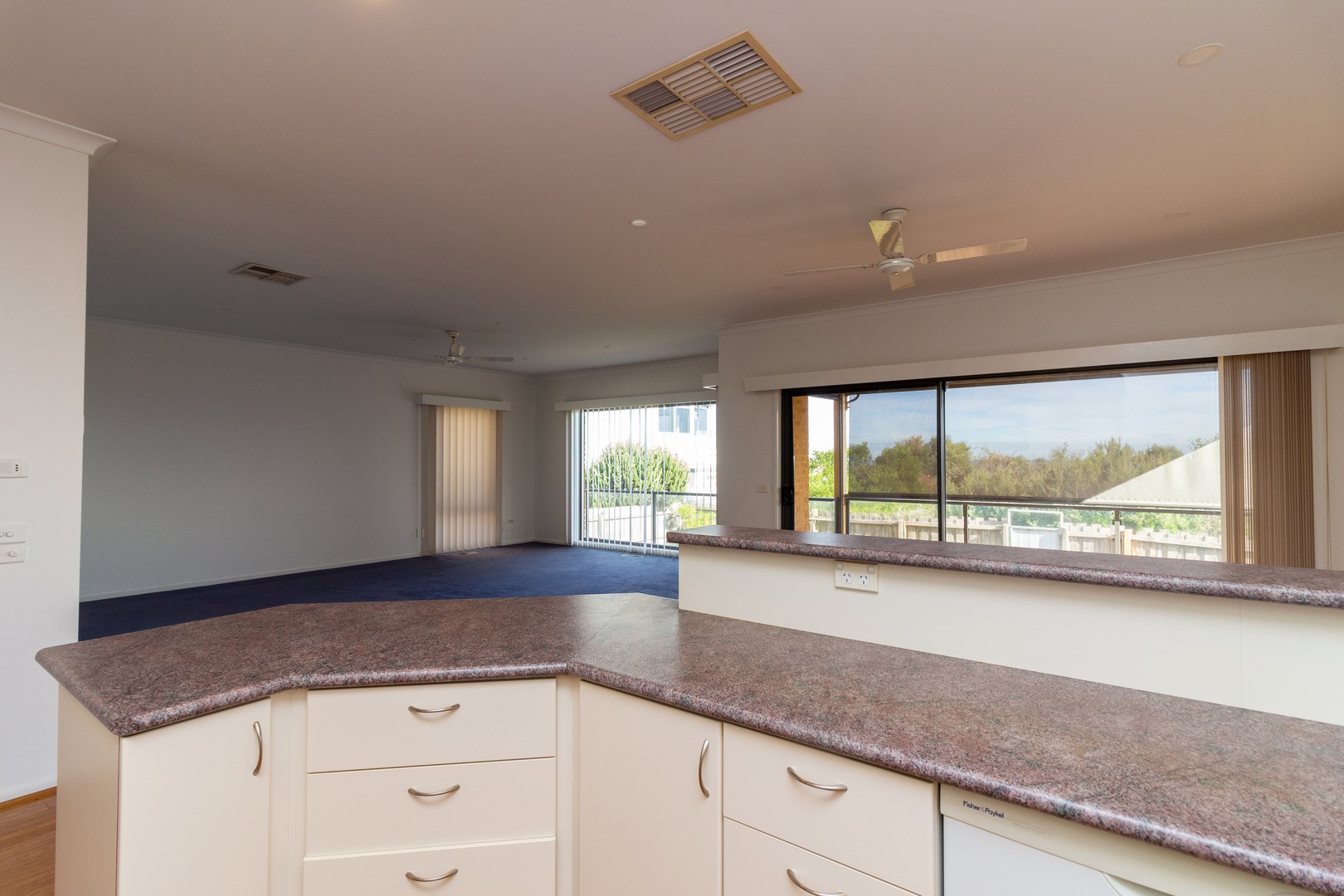 2 Lord Weaver Lane, Bonbeach, VIC 3196, Bonbeach - Thumbnail 5