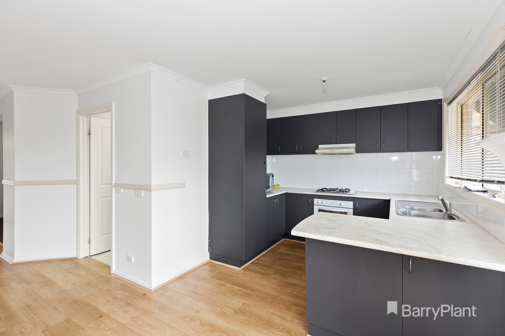 2 Luca Place, Pakenham, VIC 3810, Pakenham - Thumbnail 3