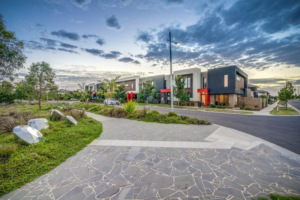 2 Luna Way, Point Cook, VIC 3030, Point Cook - Thumbnail 2