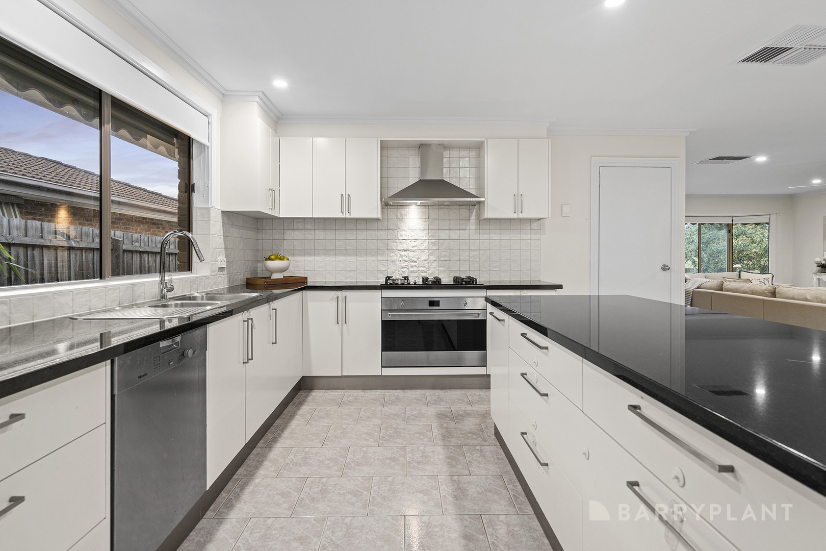 2 Macdonnell Court, Kilsyth, VIC 3137, Kilsyth - Thumbnail 4