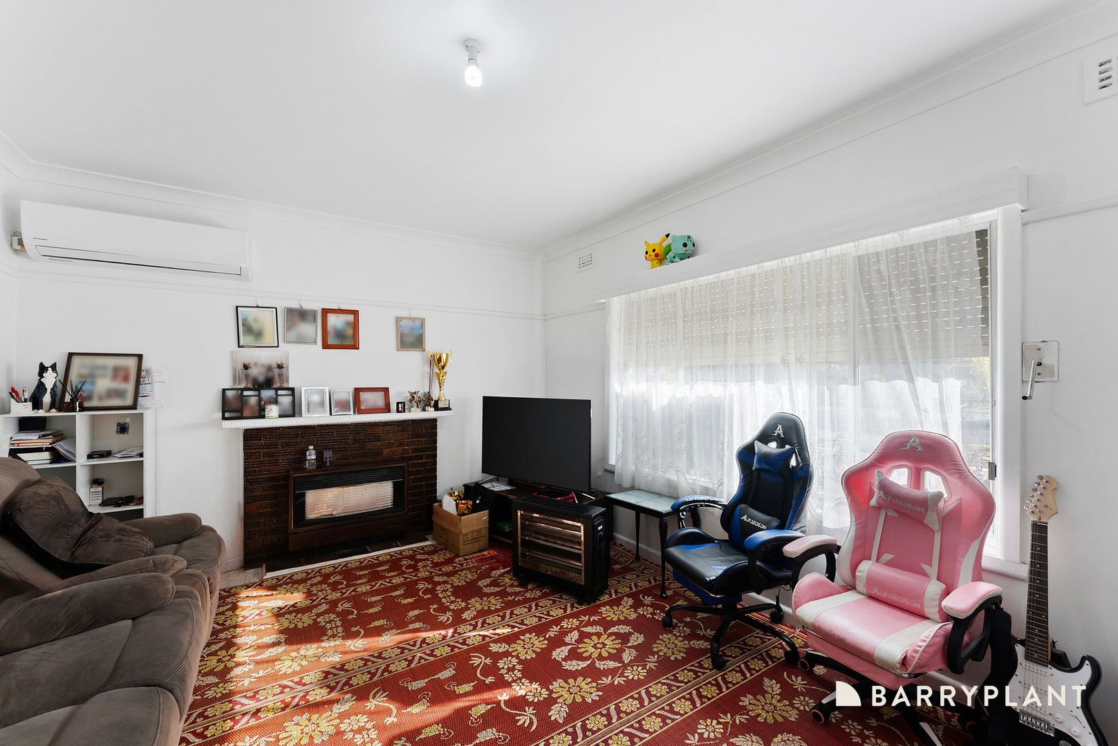 2 Mansfield Avenue, Sunshine North, VIC 3020 - Thumbnail 2 - 10/09/2026