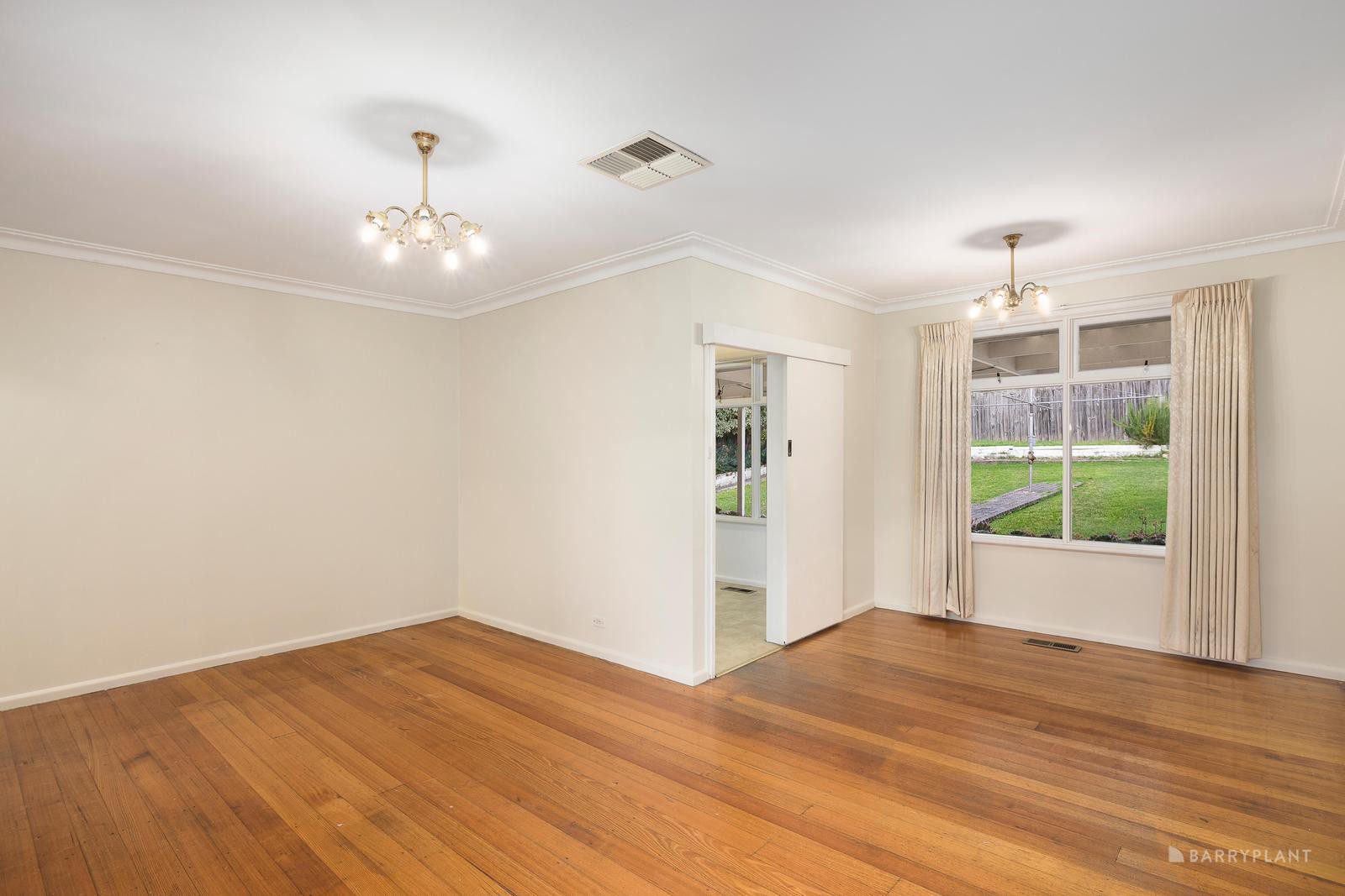 2 Mantell Street, Doncaster East, VIC 3109, Doncaster East - Thumbnail 4