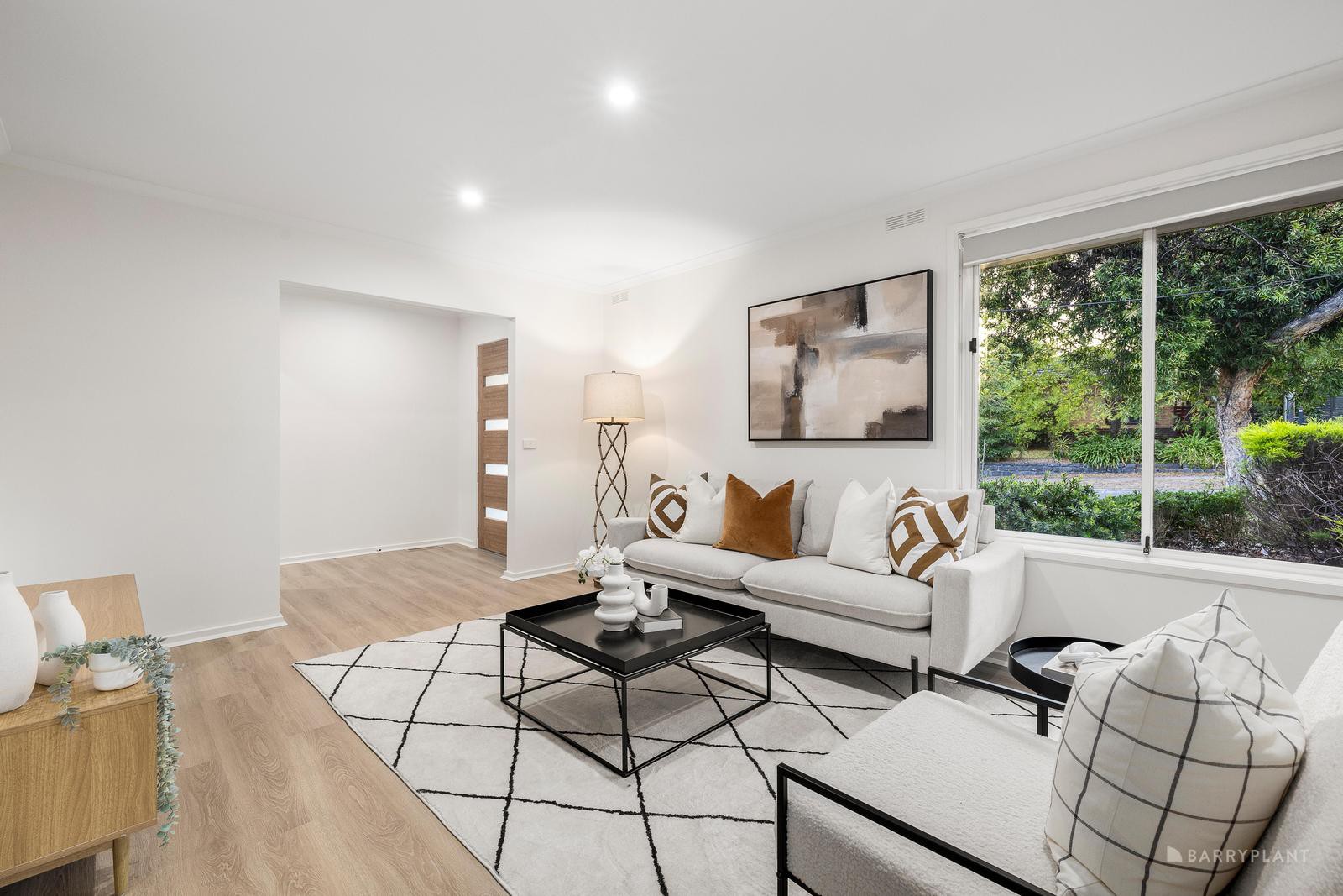 2 Mareeba Crescent, Bayswater, VIC 3153 - Thumbnail 2 - 26/02/2025