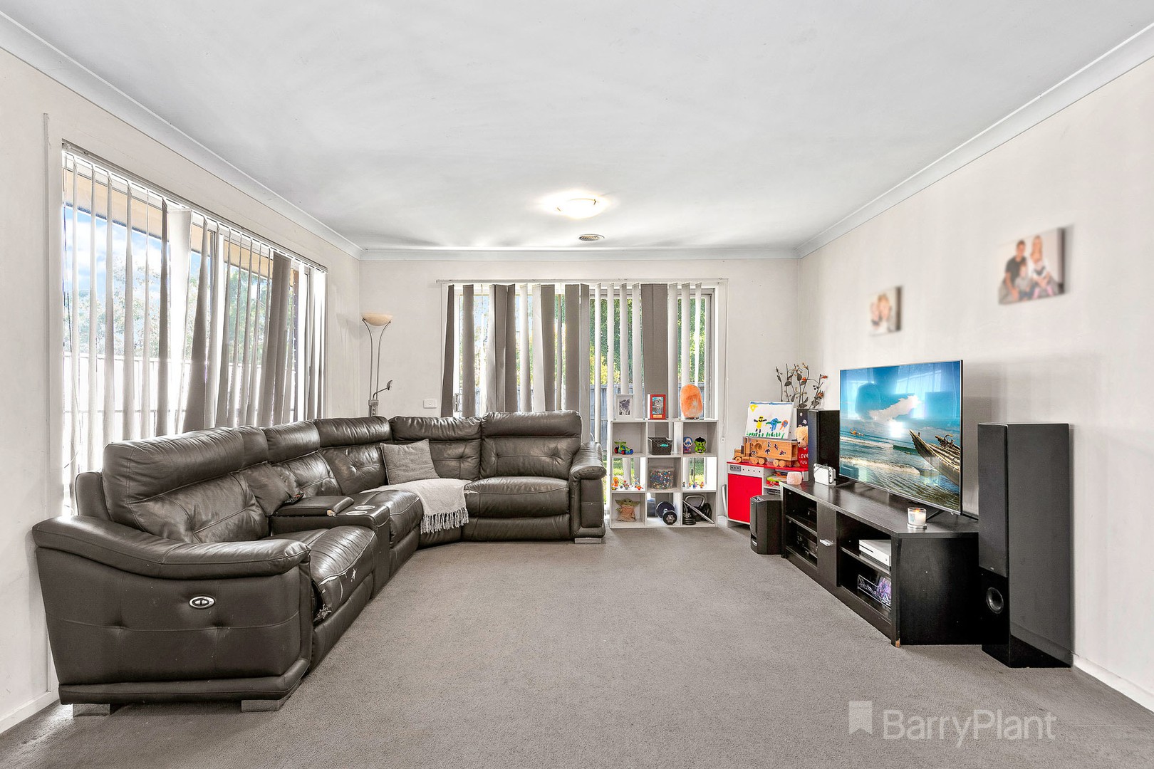 2 Marquis Court, Pakenham, VIC 3810, Pakenham - Thumbnail 3