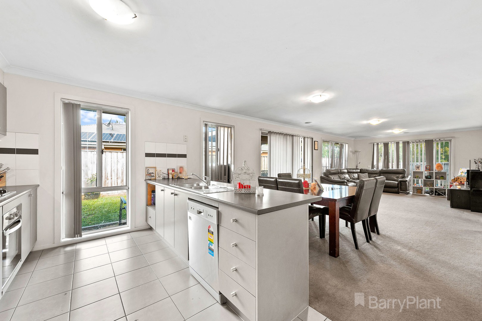 2 Marquis Court, Pakenham, VIC 3810, Pakenham - Thumbnail 5