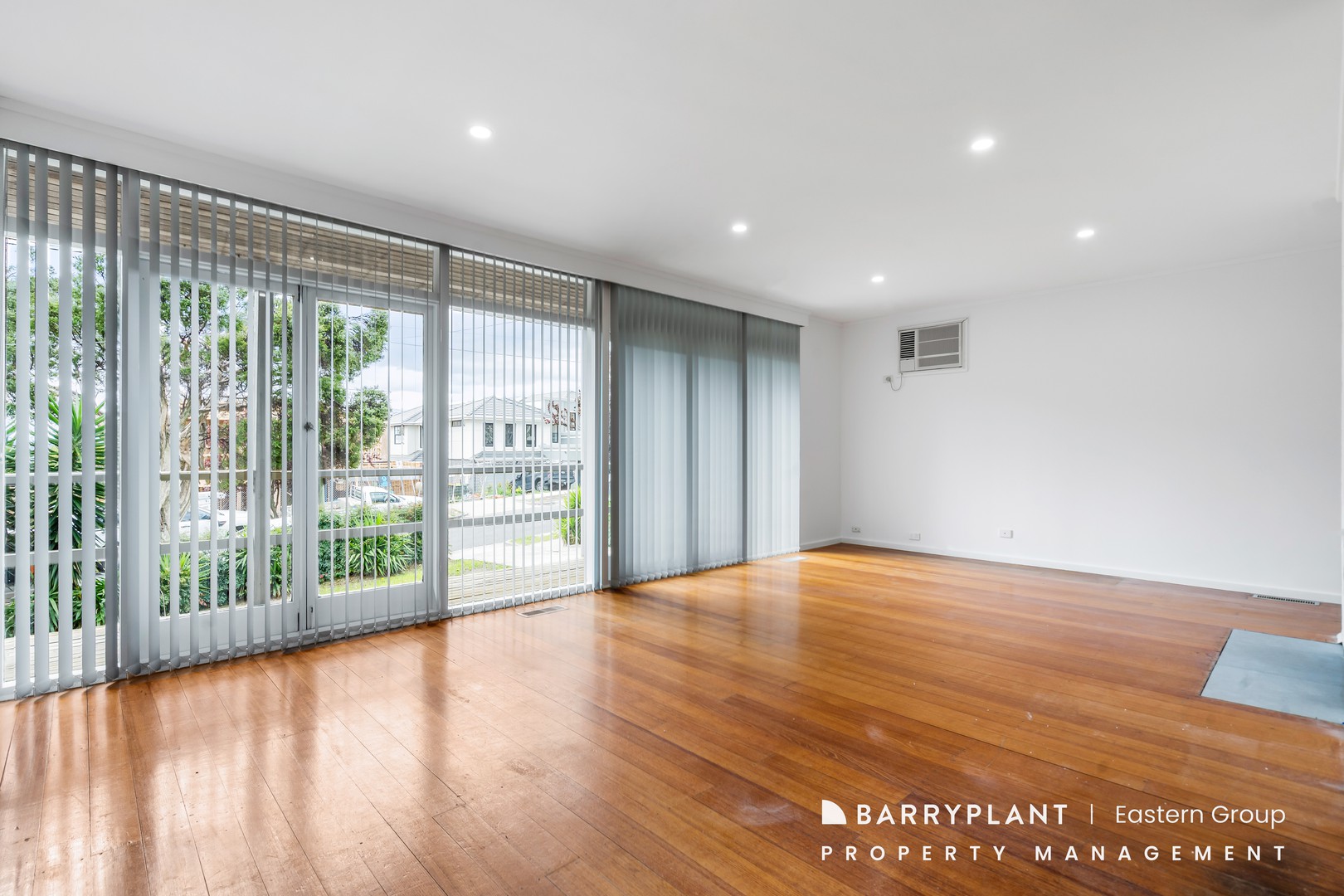2 Mayfair Avenue, Templestowe Lower, VIC 3107, Templestowe Lower - Thumbnail 2