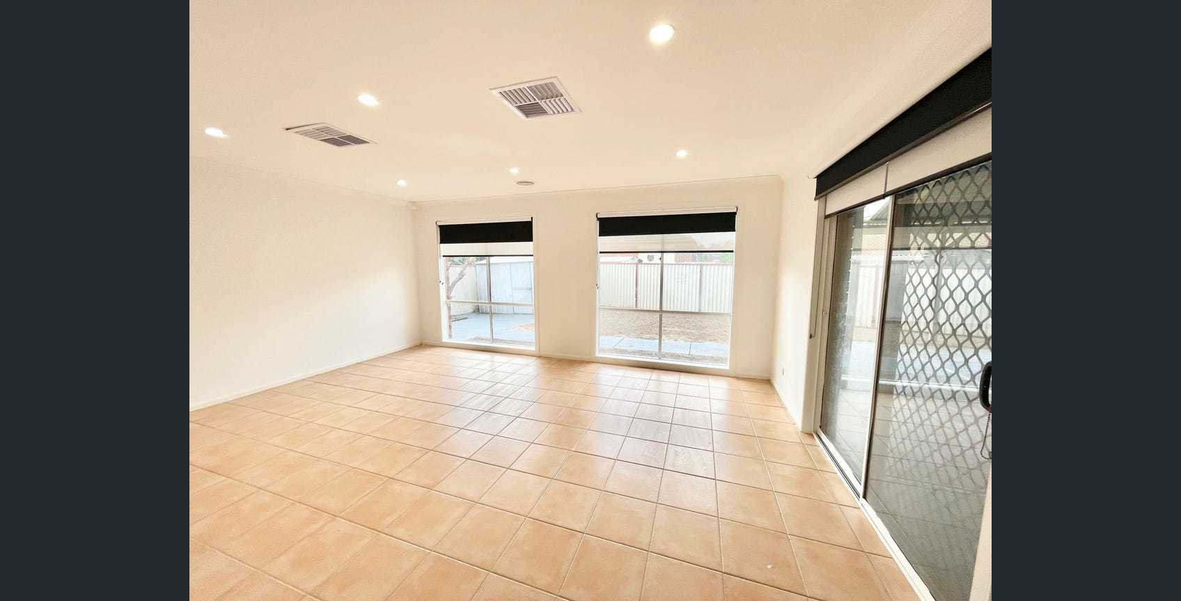 2 Meehan Street, Cairnlea, VIC 3023, Cairnlea - Thumbnail 4