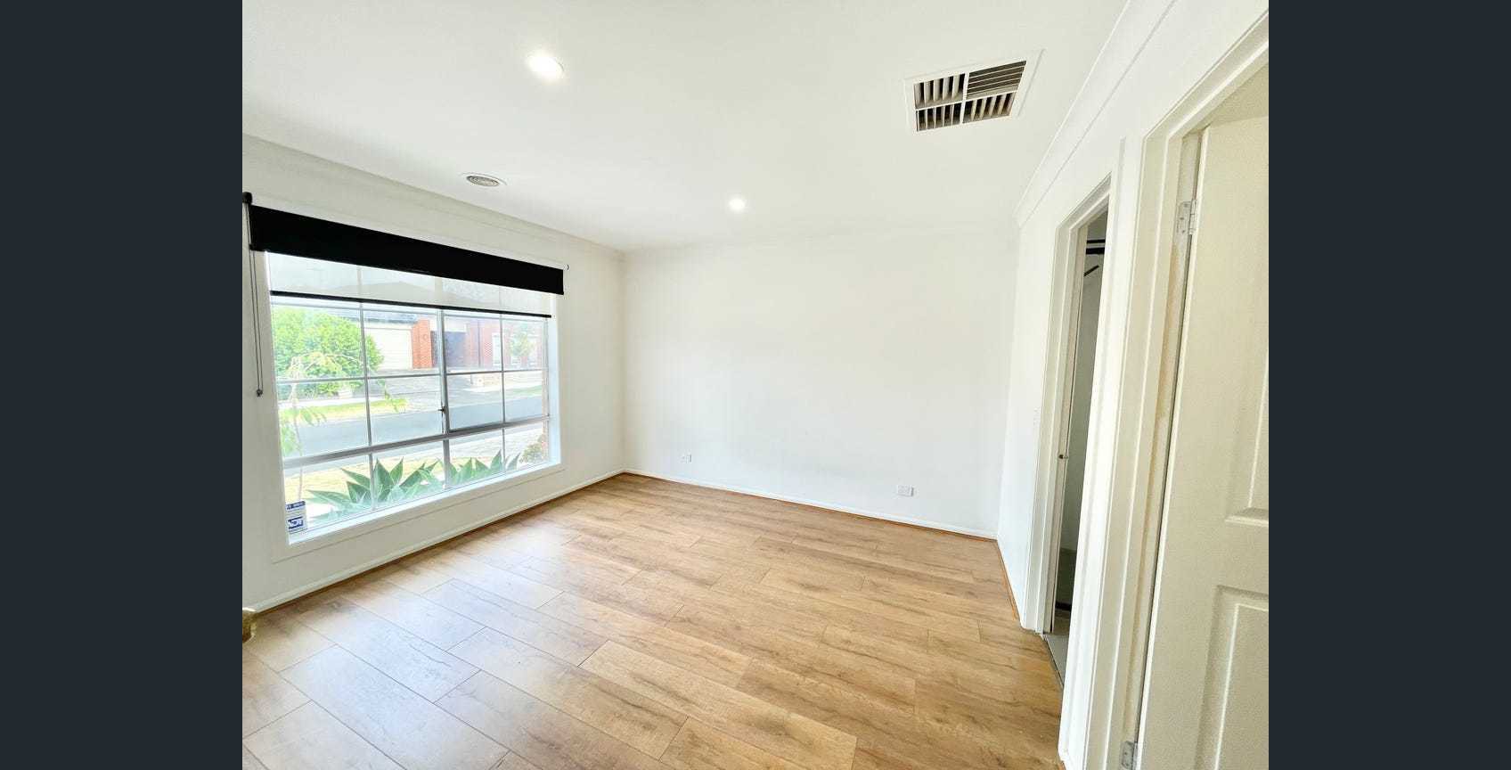 2 Meehan Street, Cairnlea, VIC 3023, Cairnlea - Thumbnail 5