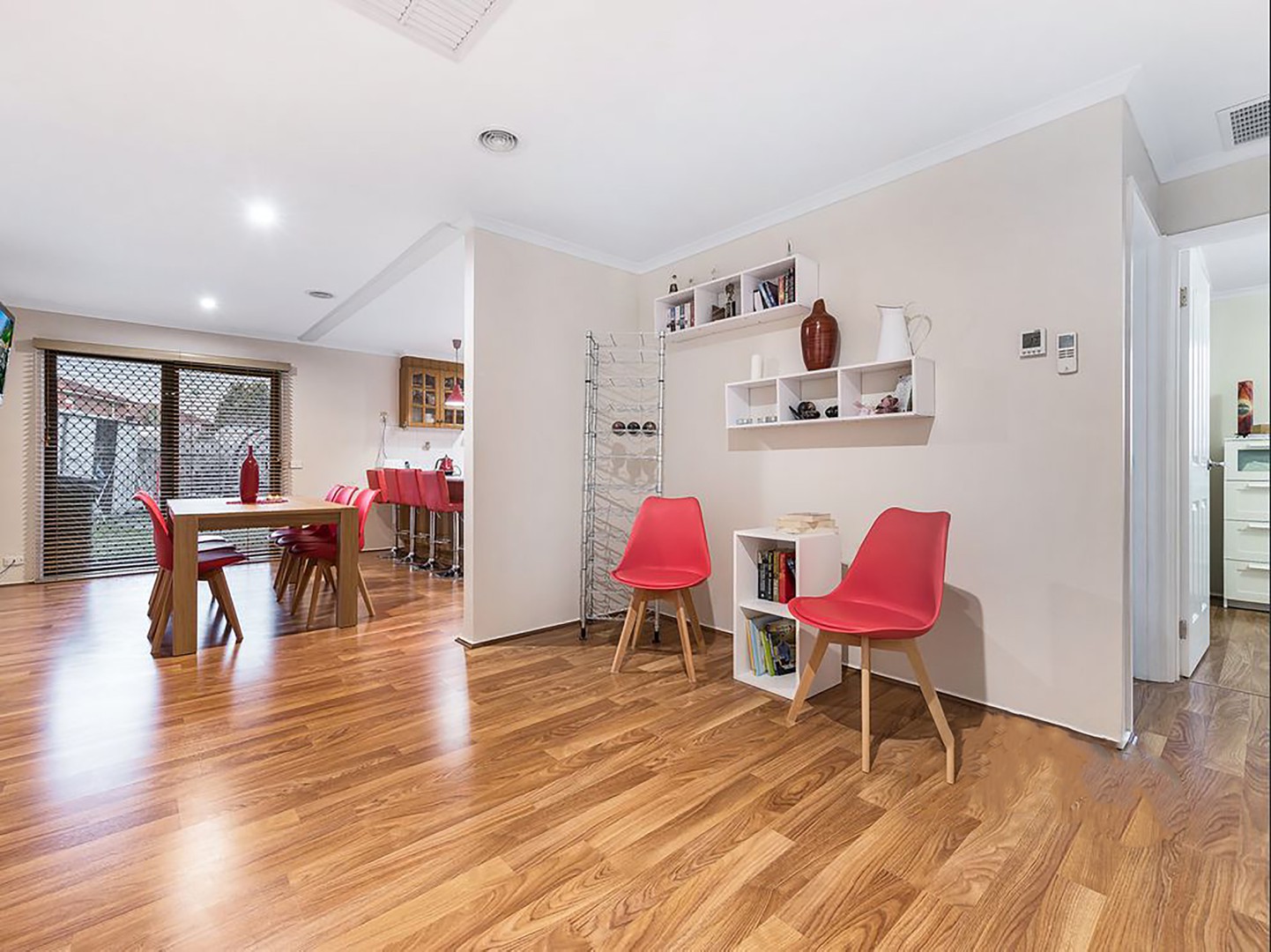 2 Meredith Crescent, Hampton Park, VIC 3976, Hampton Park - Thumbnail 4