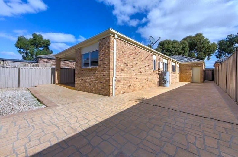 2 Mikayla Court, Burnside Heights, VIC 3023, Burnside Heights - Thumbnail 8