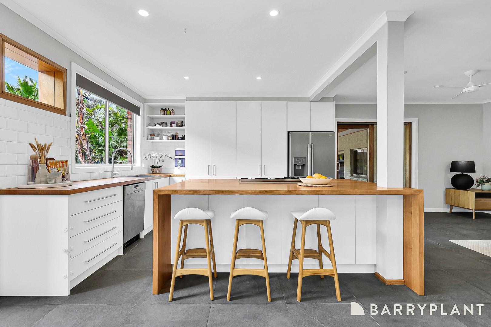 2 Miles Close, Mill Park, VIC 3082, Mill Park - Thumbnail 4