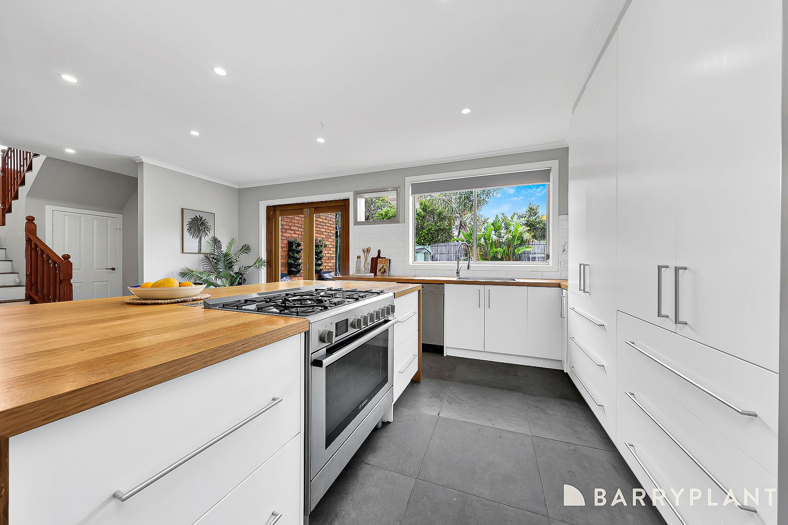 2 Miles Close, Mill Park, VIC 3082, Mill Park - Thumbnail 5