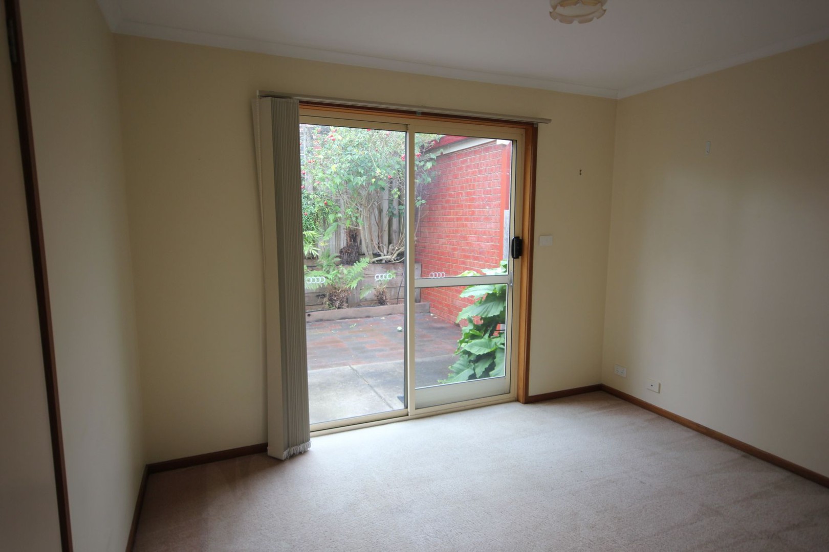 2 Molesworth Dr, Highton, VIC 3216, Highton - Thumbnail 3