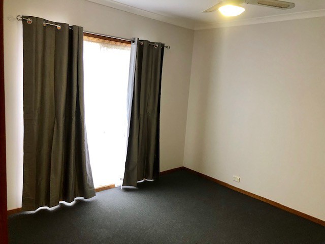 2 Mollineux Way, Roxburgh Park, VIC 3064, Roxburgh Park - Thumbnail 5