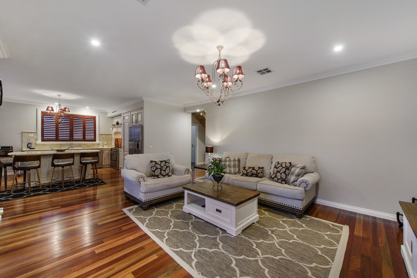 2 Mossbury Court, Taylors Hill, VIC 3037, Taylors Hill - Thumbnail 4