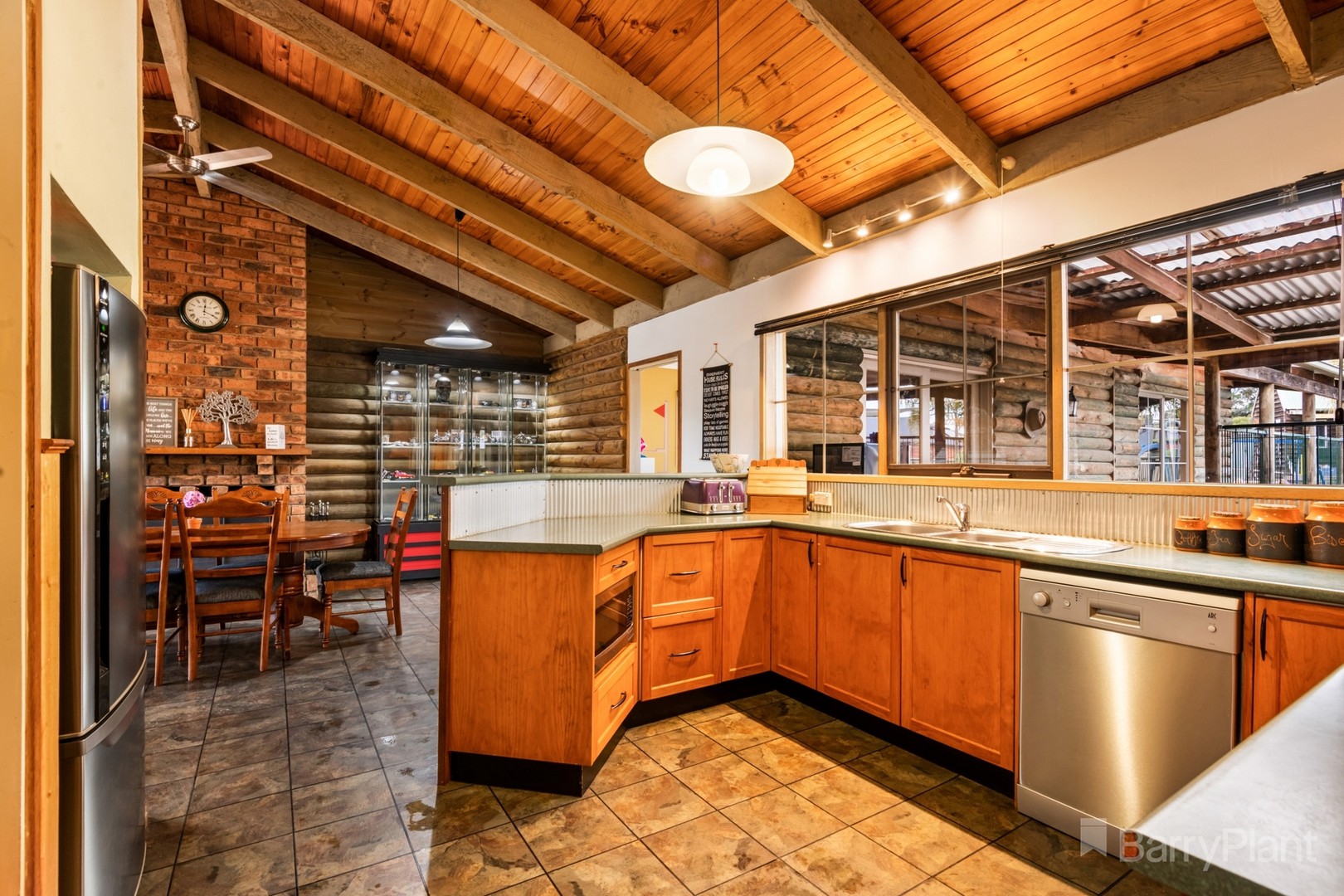 2 Muir Street, Kangaroo Flat, VIC 3555, Kangaroo Flat - Thumbnail 3