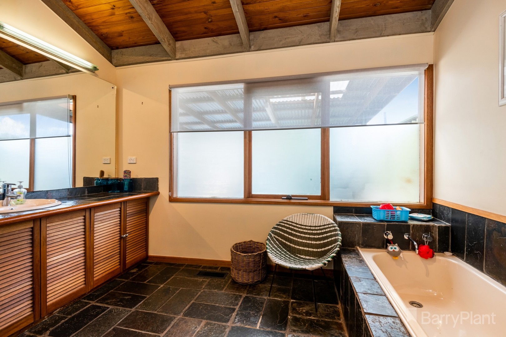 2 Muir Street, Kangaroo Flat, VIC 3555, Kangaroo Flat - Thumbnail 6