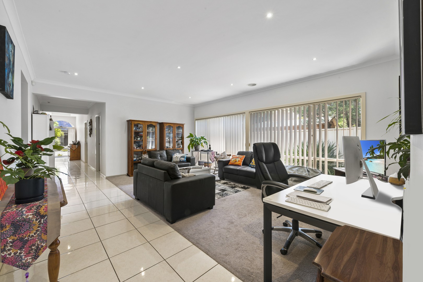 2 Muirhead Gardens, Caroline Springs, VIC 3023, Caroline Springs - Thumbnail 4