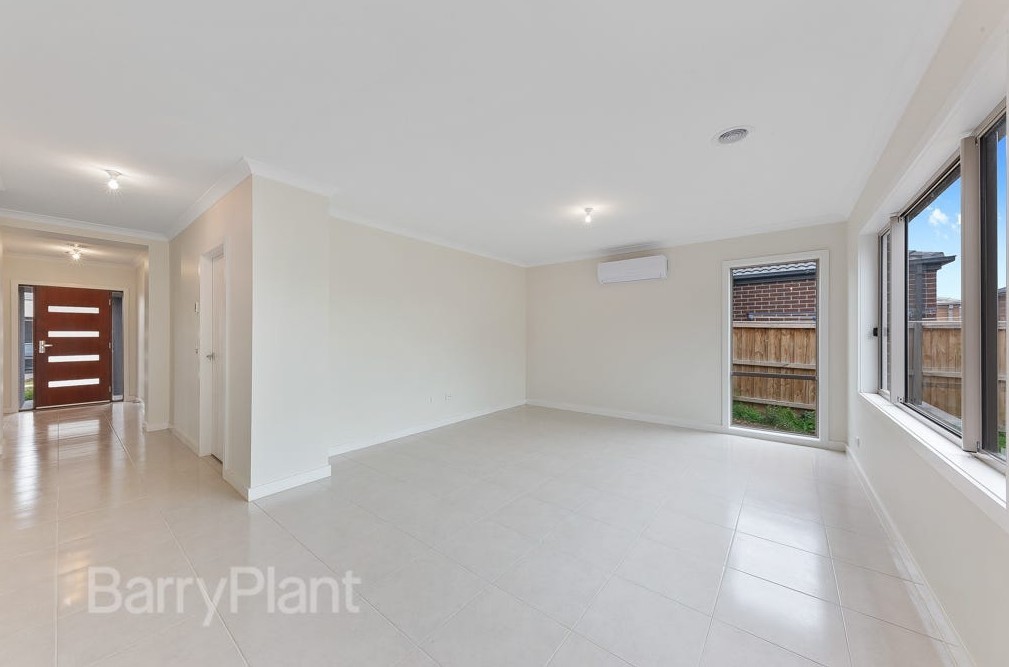 2 Myoora Street, Werribee, VIC 3030, Werribee - Thumbnail 3