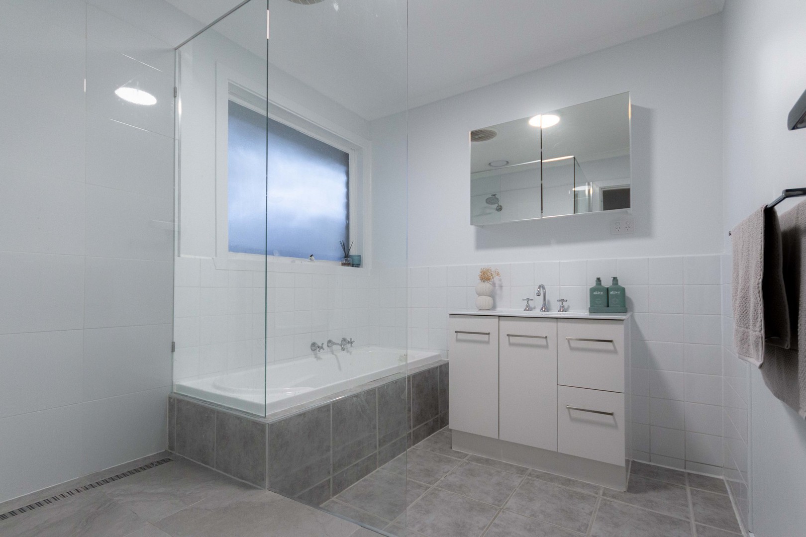 2 Nevana Close, Albanvale, VIC 3021, Albanvale - Thumbnail 8