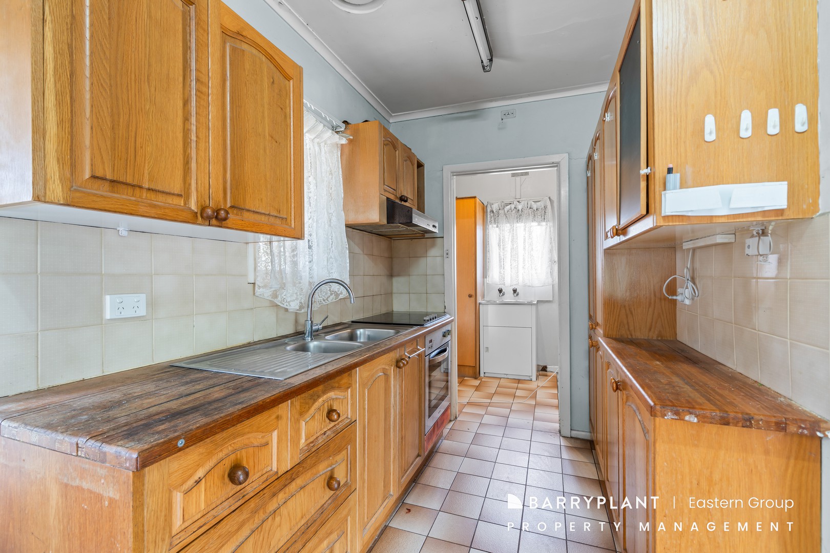 2 Neville Street, Ringwood, VIC 3134, Ringwood - Thumbnail 4
