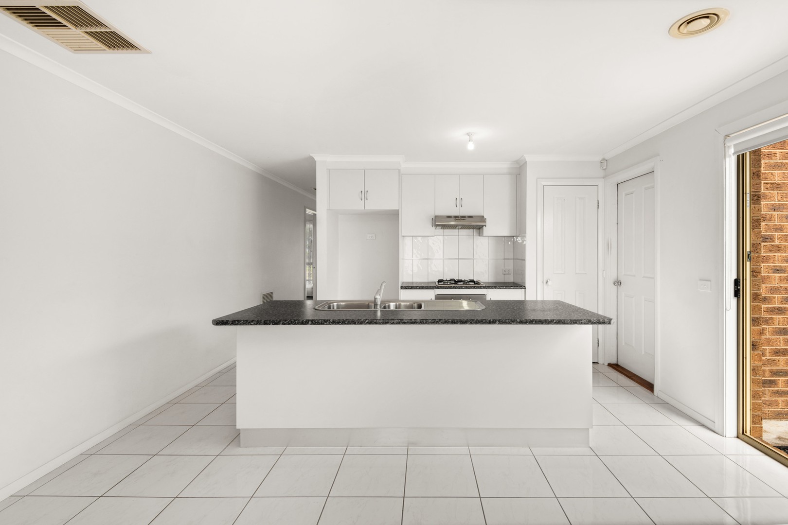 2 Nigella Avenue, Corio, VIC 3214, Corio - Thumbnail 2