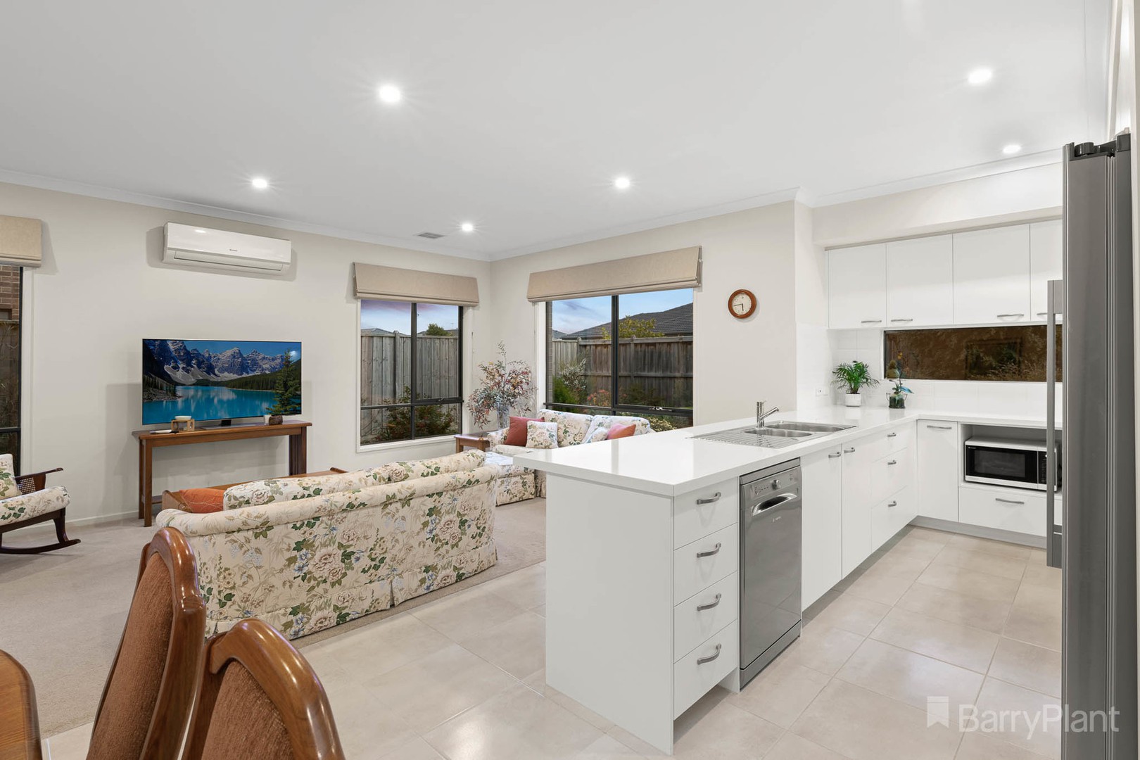2 Nolan Crescent, Officer, VIC 3809, Officer - Thumbnail 5