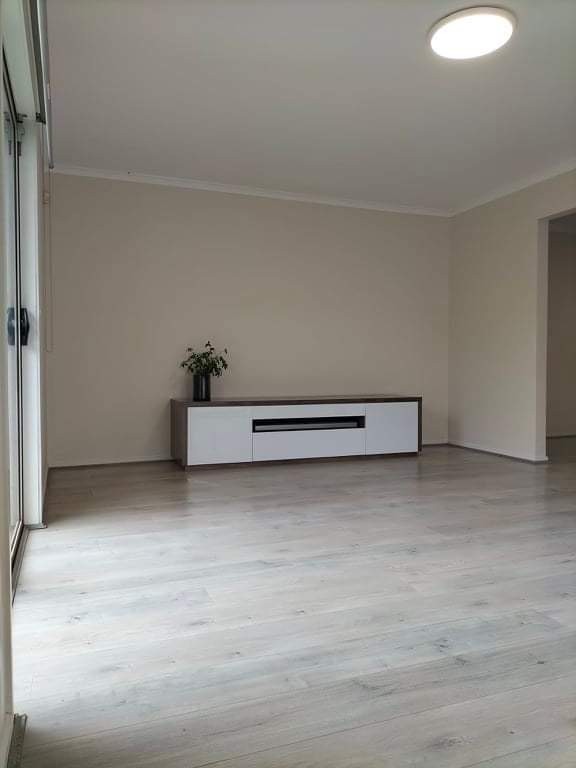 2 Oakwood Court, Hillside, VIC 3037 - Thumbnail 2 - 15/11/2021
