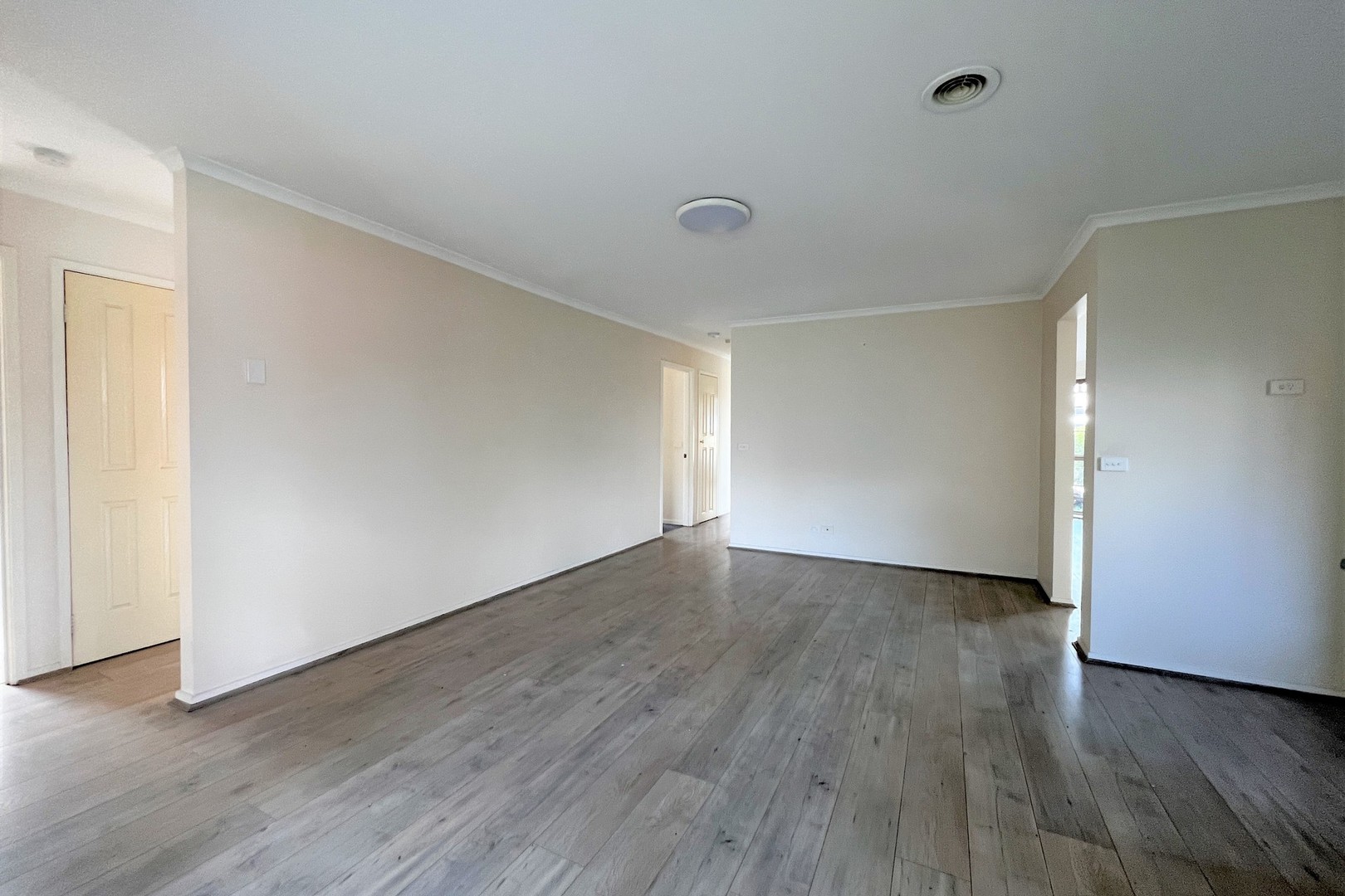 2 Oakwood Court, Hillside, VIC 3037, Hillside - Thumbnail 4