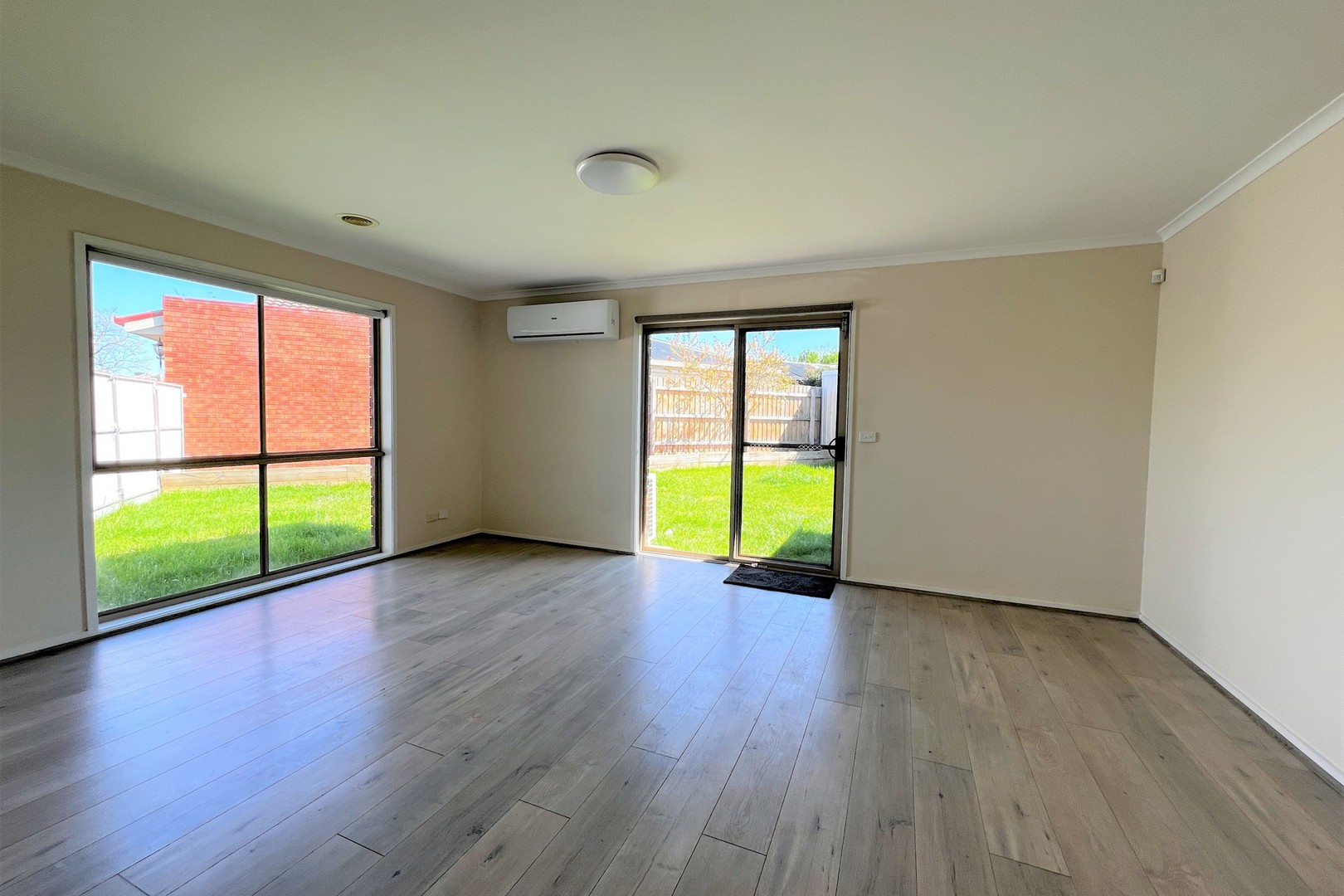 2 Oakwood Court, Hillside, VIC 3037, Hillside - Thumbnail 5