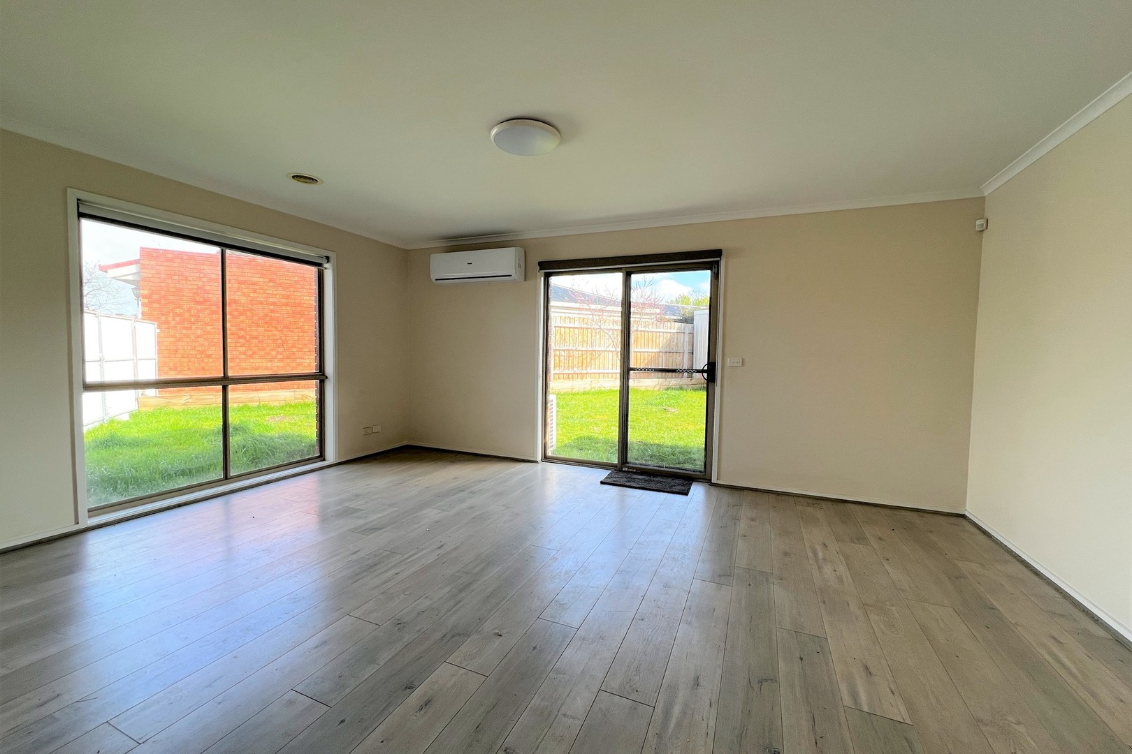 2 Oakwood Court, Hillside, VIC 3037, Hillside - Thumbnail 5