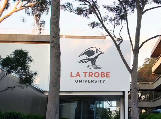 2 Oldmeadow Court, Bundoora, VIC 3083 - Thumbnail 2 - 27/04/2026