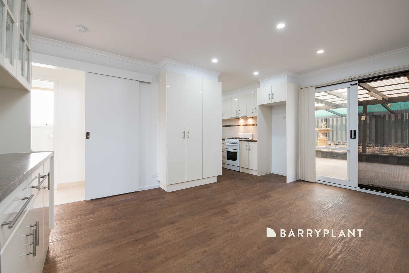 2 Opal Court, Narre Warren, VIC 3805 - Thumbnail 2 - 10/11/2025