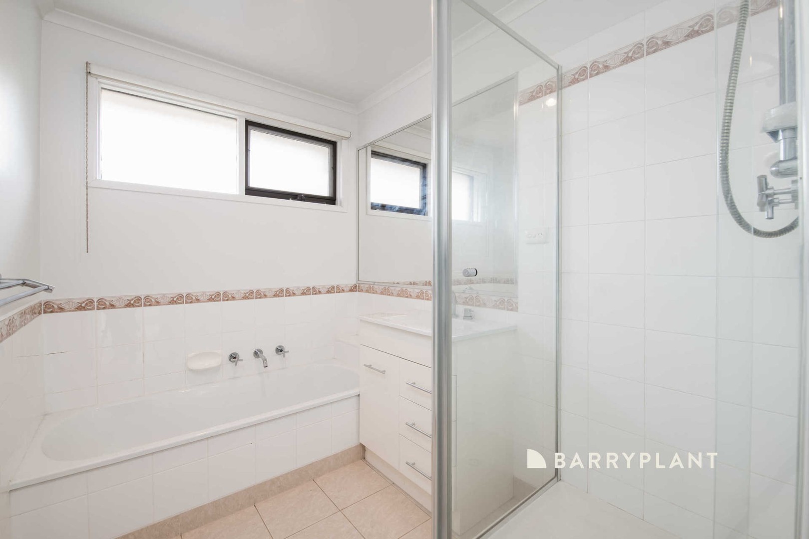 2 Opal Court, Narre Warren, VIC 3805 - Thumbnail 2 - 11/08/2026