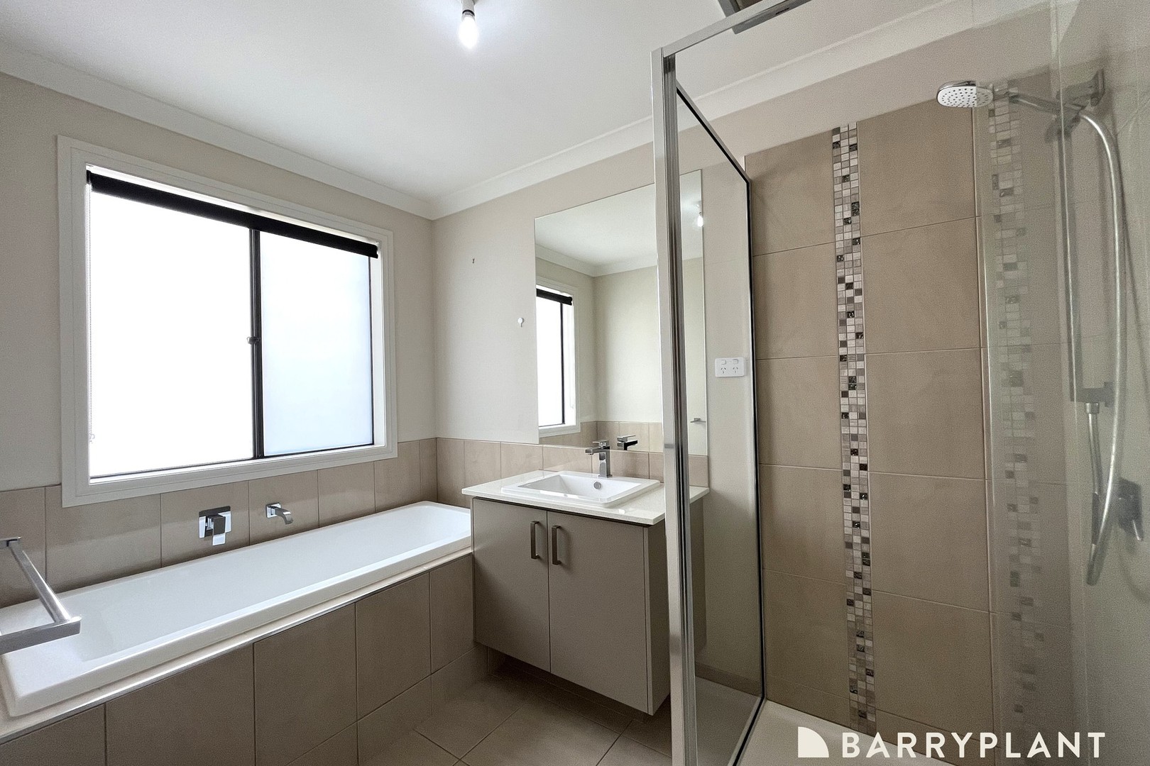 2 Orchard Court, Drouin, VIC 3818, Drouin - Thumbnail 6