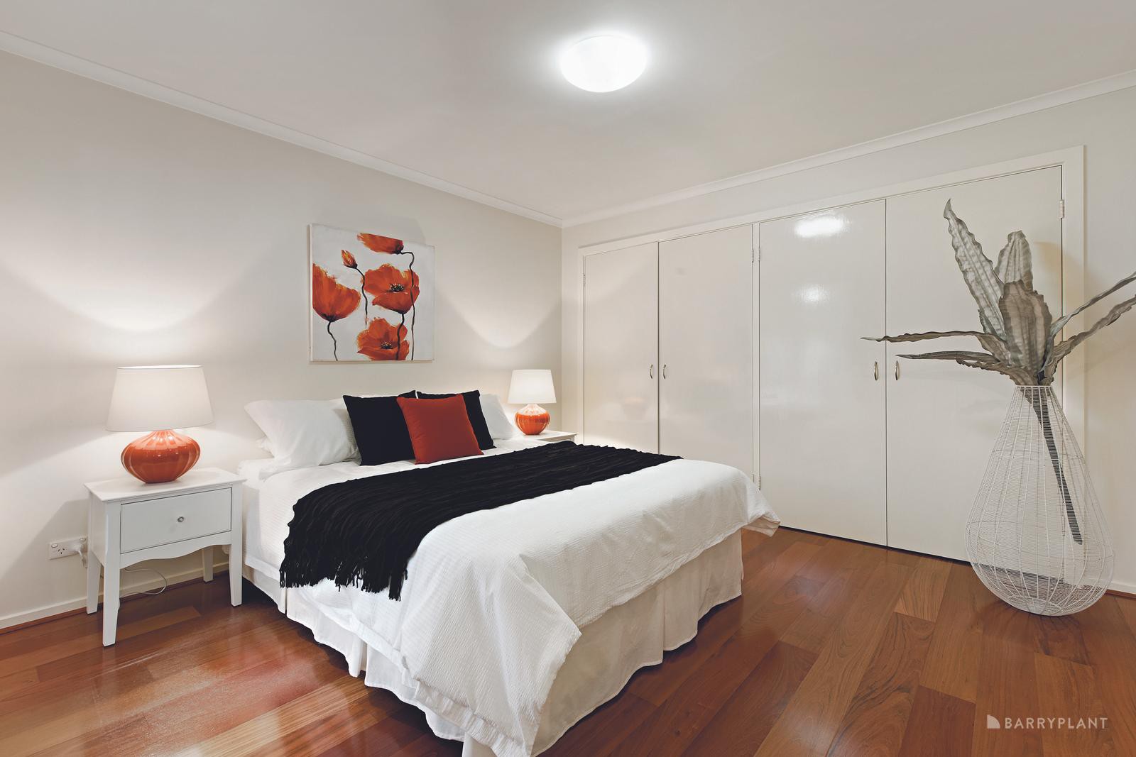 2 Outhwaite Avenue, Doncaster, VIC 3108 - Thumbnail 2 - 16/02/2024