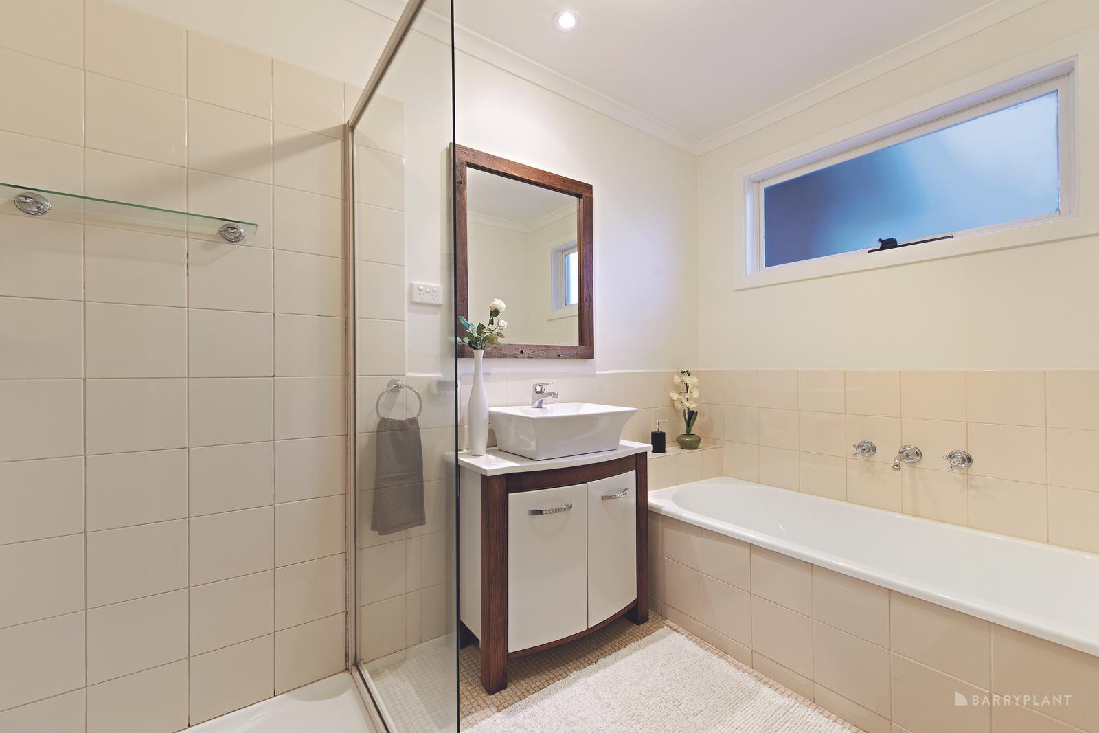 2 Outhwaite Avenue, Doncaster, VIC 3108, Doncaster - Thumbnail 3