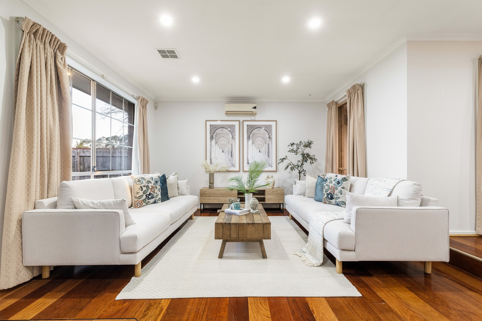 2 Palmer Close, Rowville, VIC 3178, Rowville - Thumbnail 2