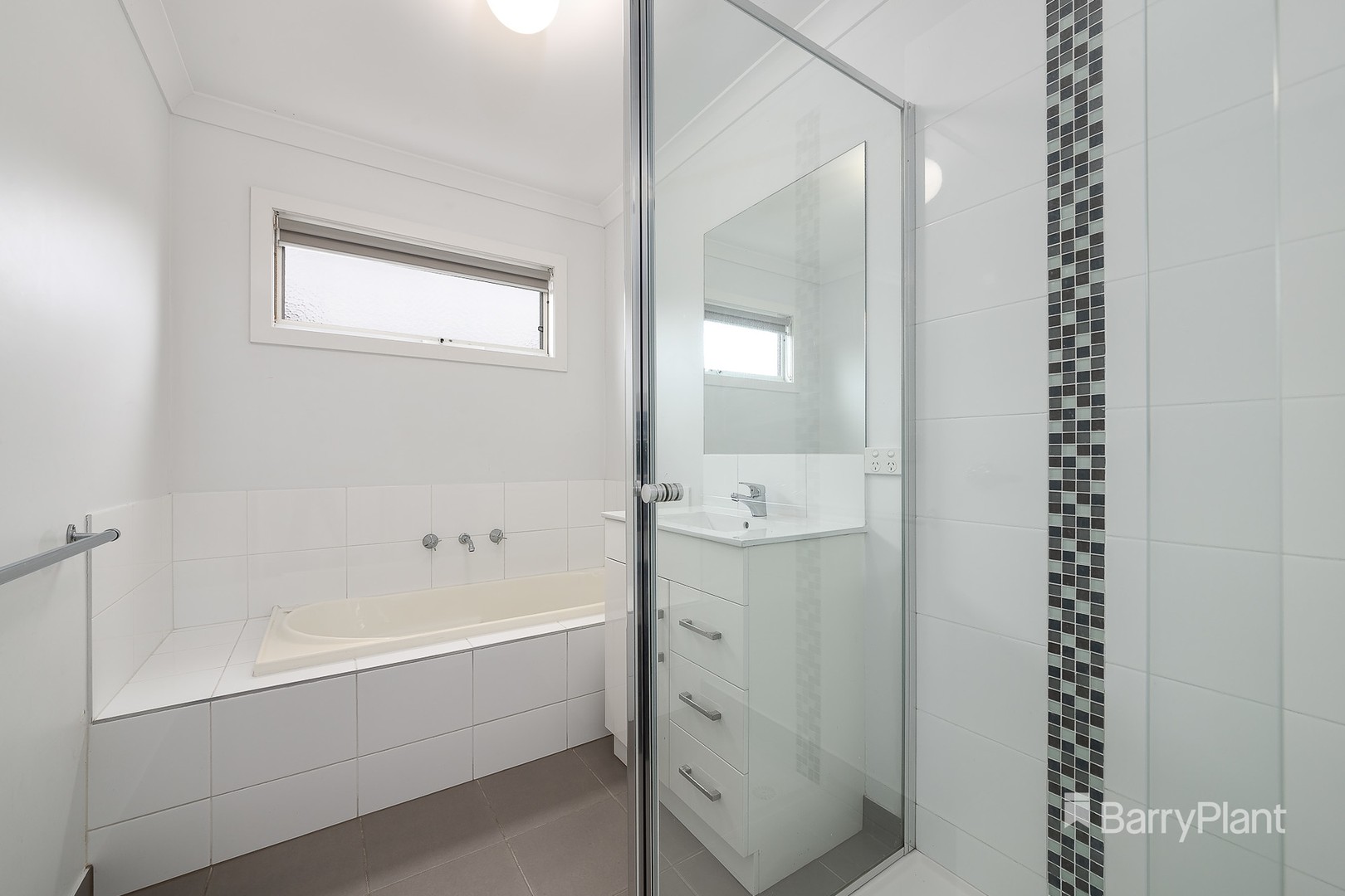 2 Palmero Street, Epping, VIC 3076, Epping - Thumbnail 7