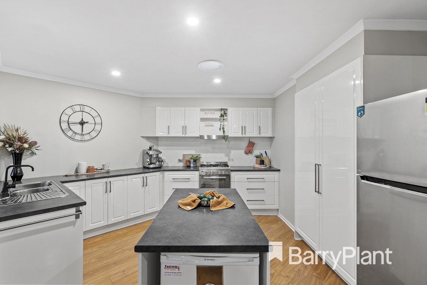 2 Panorama Rise, Lilydale, VIC 3140, Lilydale - Thumbnail 3