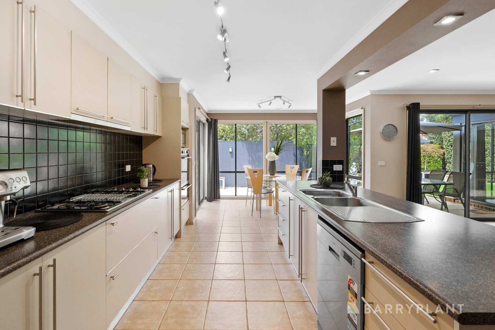 2 Pegasus Court, Tarneit, VIC 3029, Tarneit - Thumbnail 7