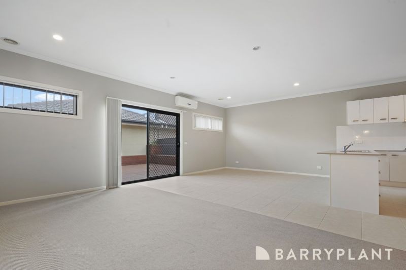 2 Penley Lane, Sandhurst, VIC 3977, Sandhurst - Thumbnail 4