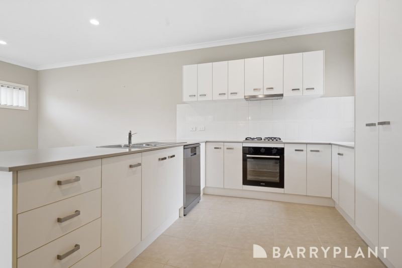 2 Penley Lane, Sandhurst, VIC 3977, Sandhurst - Thumbnail 5