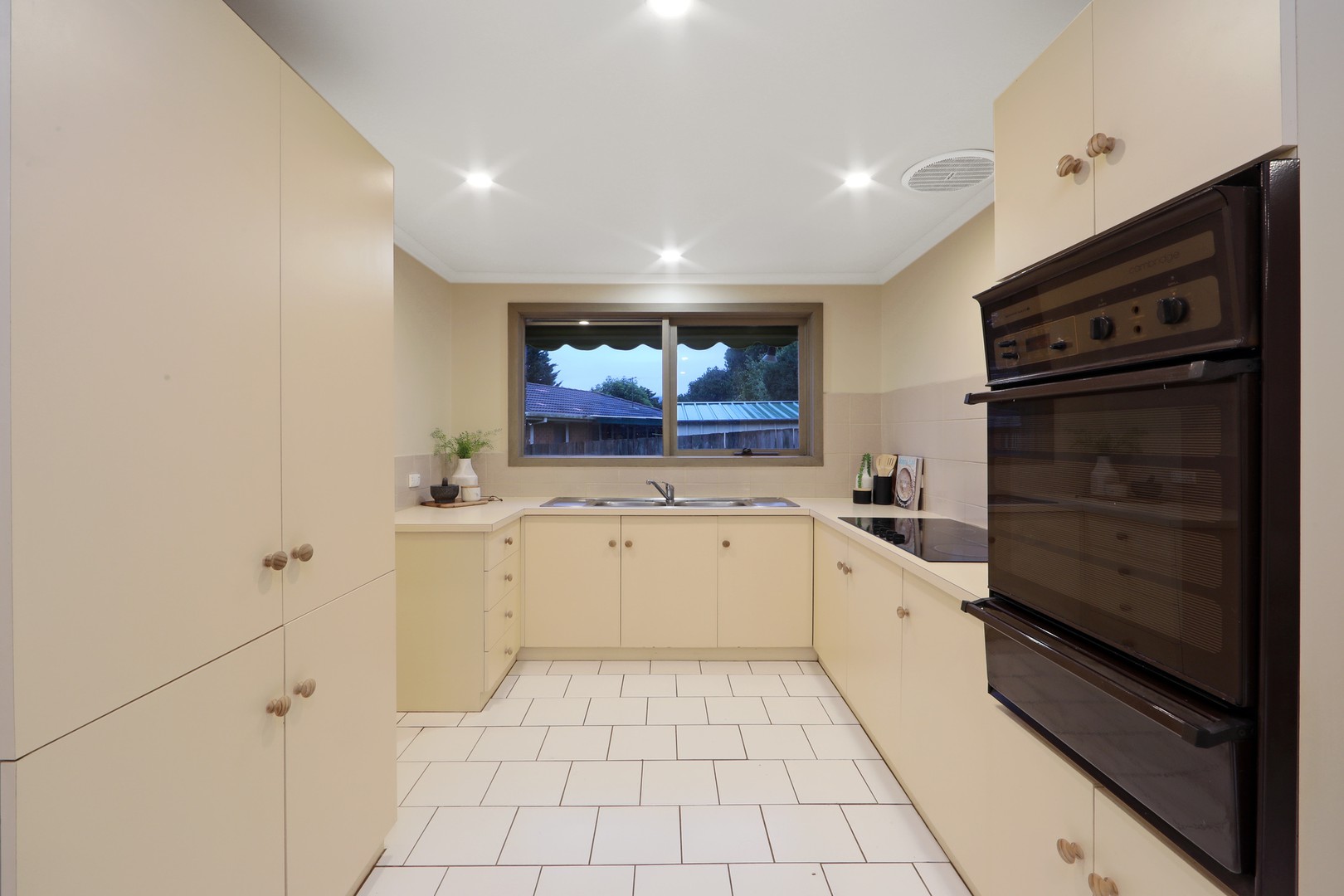 2 Penn Court, Lysterfield, VIC 3156, Lysterfield - Thumbnail 4