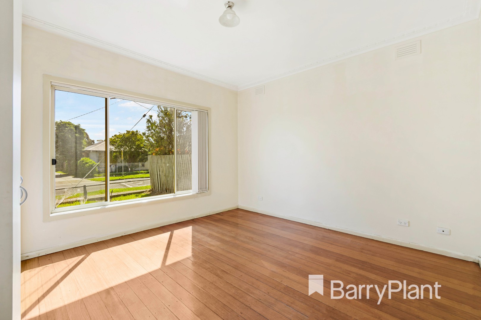 2 Pennell Avenue, St Albans, VIC 3021, St Albans - Thumbnail 8