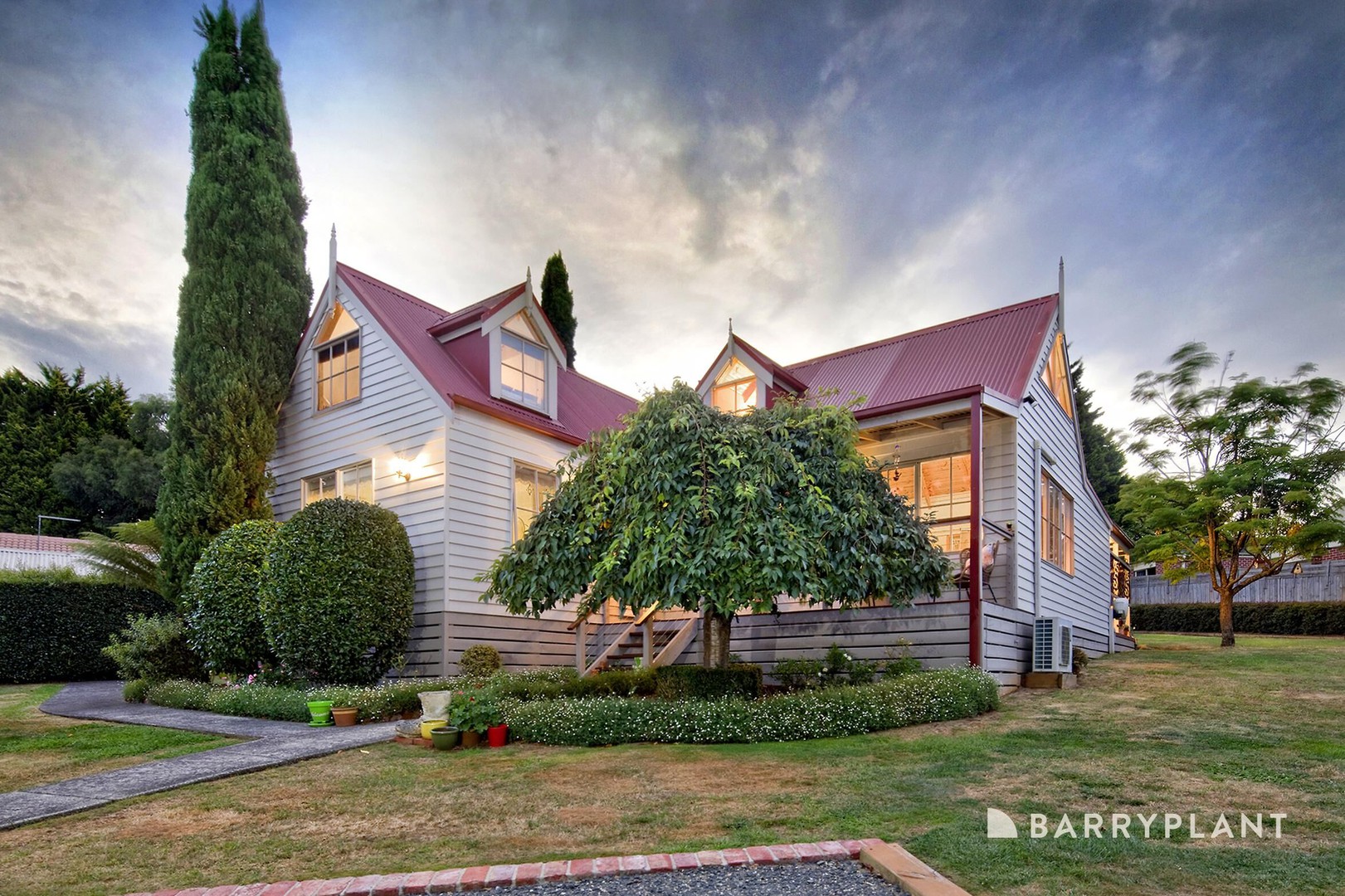 2 Peppermint Court, Emerald, VIC 3782, Emerald - Thumbnail 2