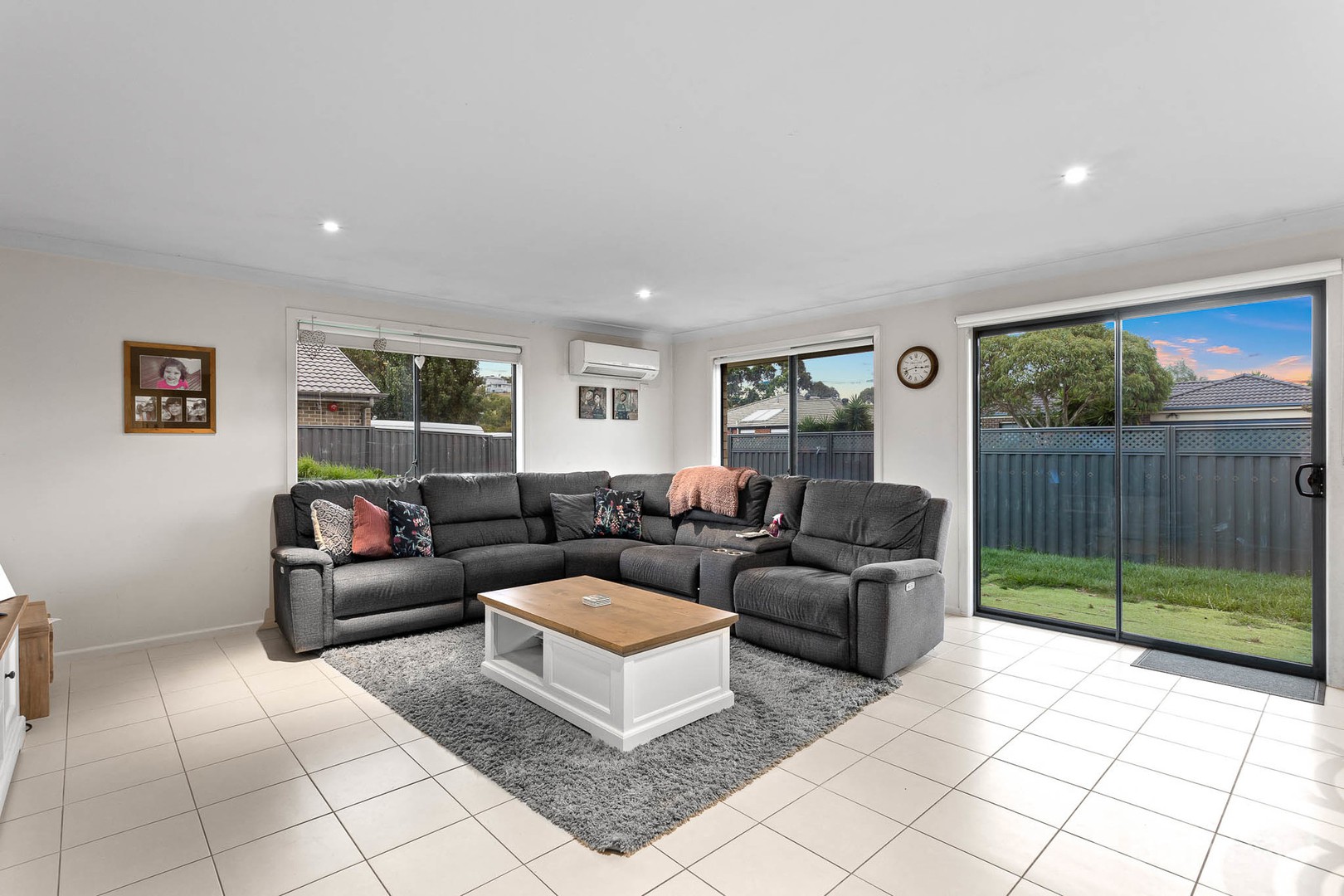 2 Persimmon Lane, Pakenham, VIC 3810, Pakenham - Thumbnail 4