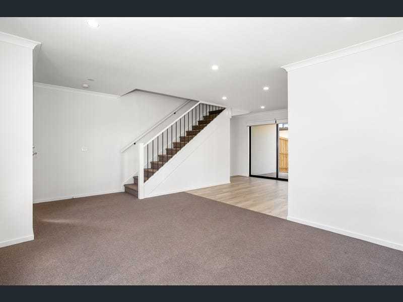 2 Pisa Street, Fraser Rise, VIC 3336 - Thumbnail 2 - 19/06/2026