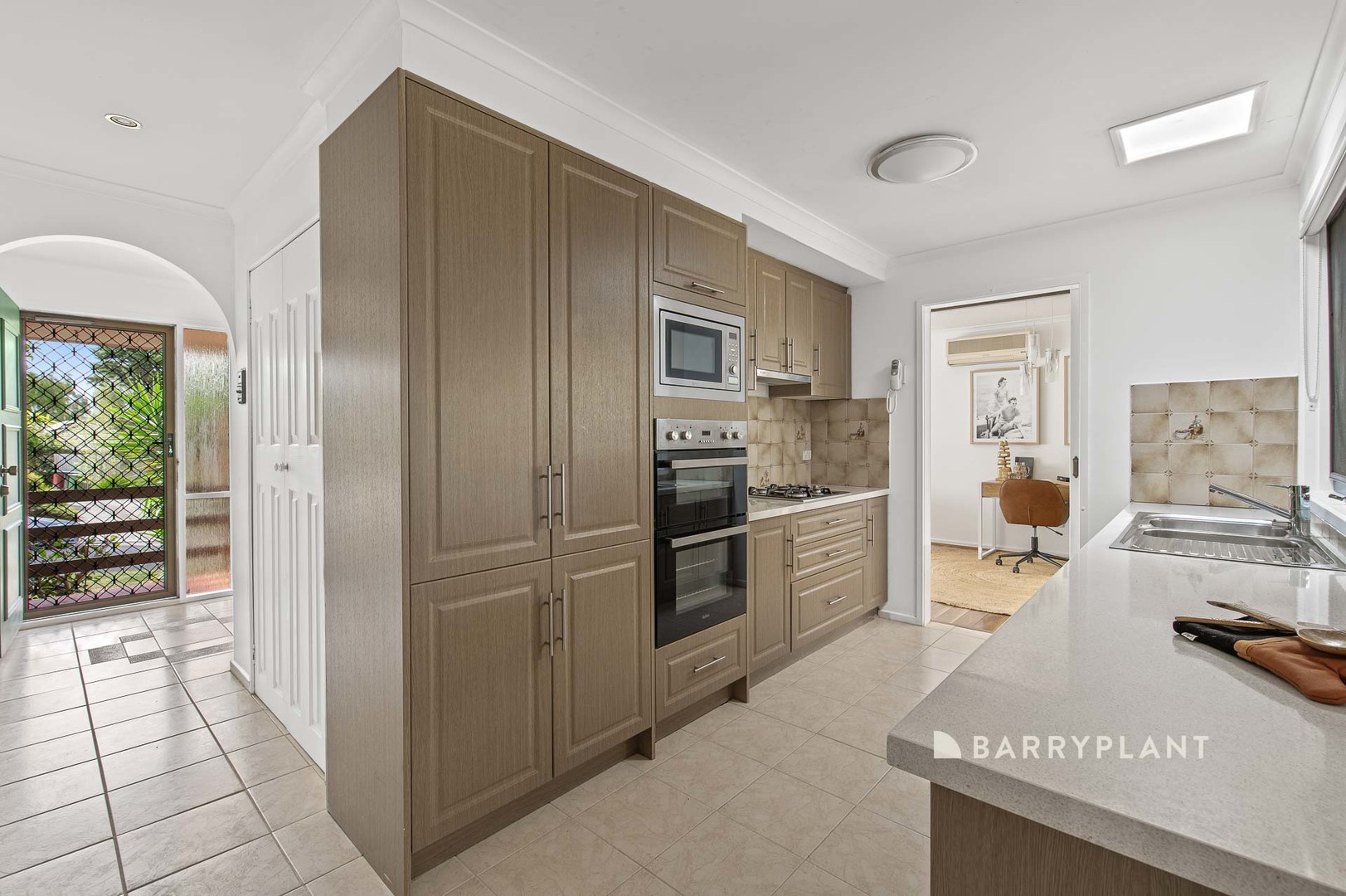 2 Poorinda Rise, Narre Warren, VIC 3805, Narre Warren - Thumbnail 7
