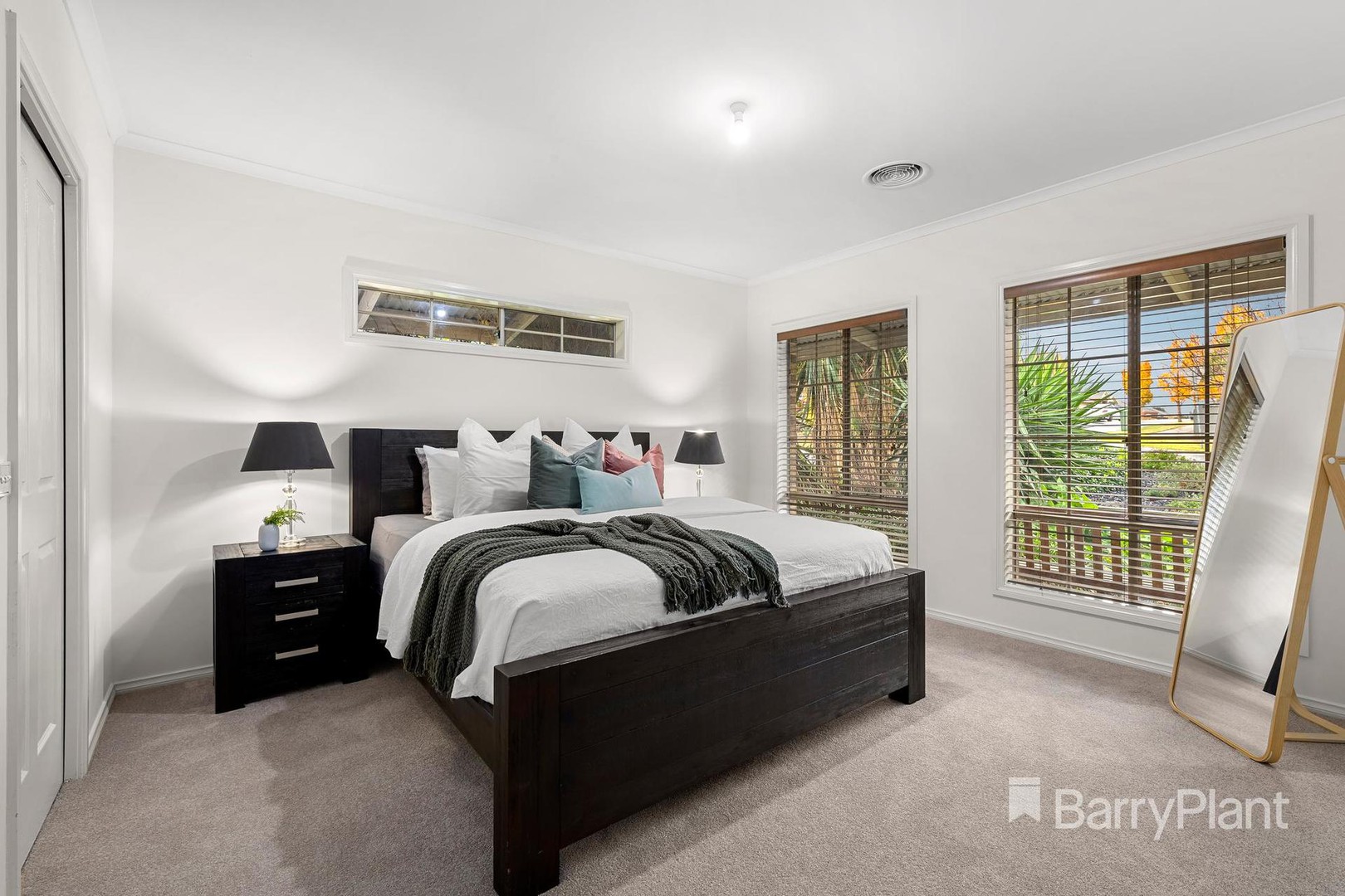 2 Princetown Drive, South Morang, VIC 3752, South Morang - Thumbnail 7